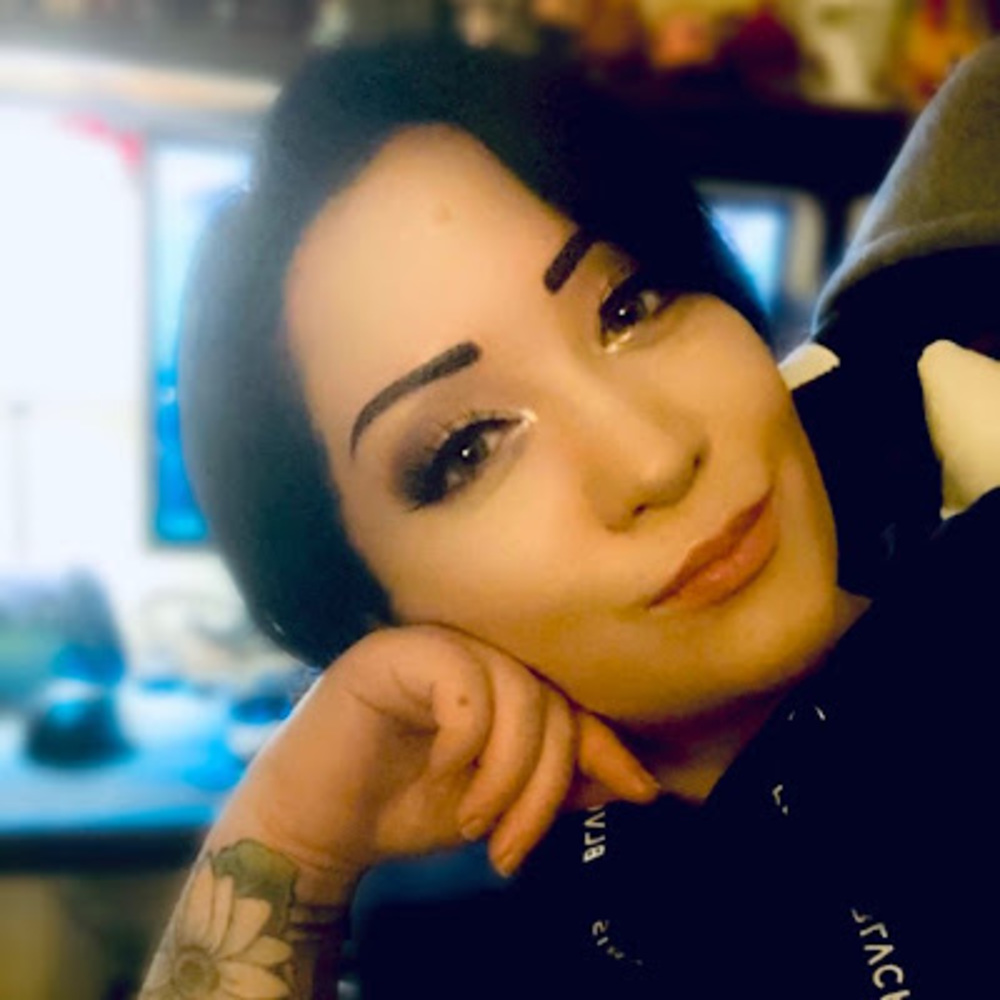 Meet your Posher, Levi